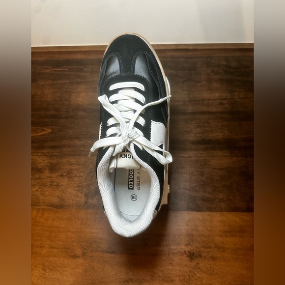 Luck Step Black and White Women's Platform Sneakers - Picture 9 of 10